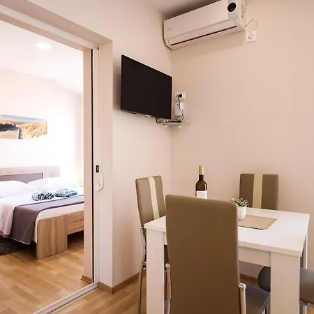 Apartments Anka With Seaview Vrsi Exterior foto