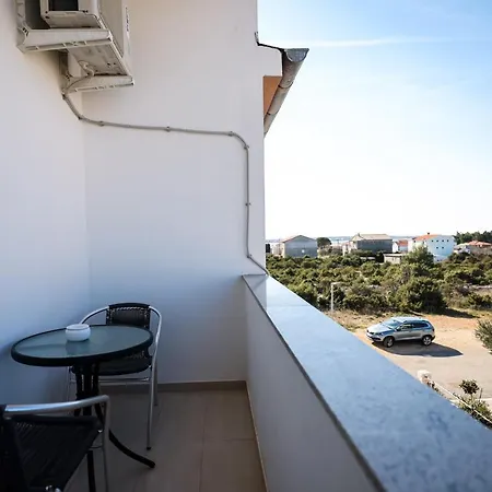 Apartments Anka With Seaview Vrsi Exterior foto