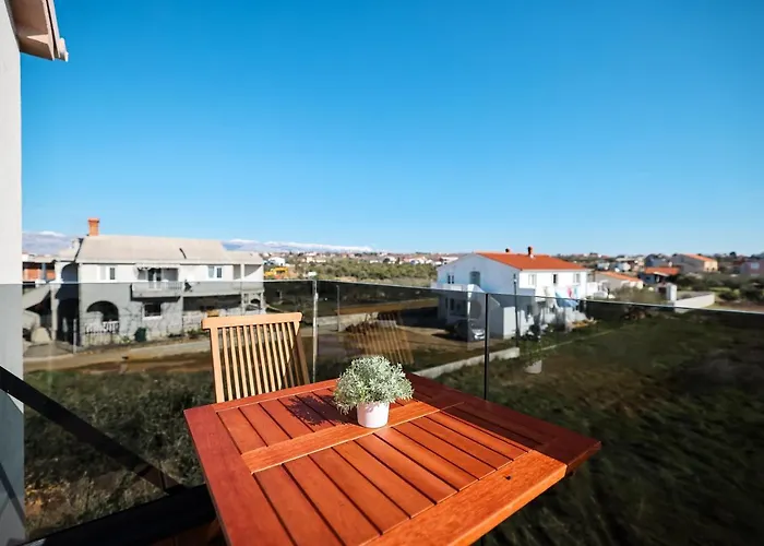 Apartments Anka With Seaview