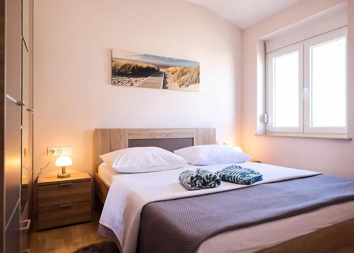 Apartments Anka With Seaview